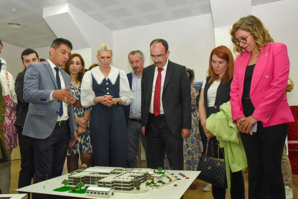 “Kamusal Alanda İç Mekan Çözümleri Final Jürisi” Yapıldı